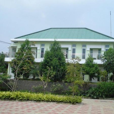 Green Sentul Indah Hotel And Resort Tjiteureup Exterior photo